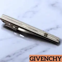 美品✨GIVENCHY ネクタイピン　シルバー　ジバンシー　スーツ