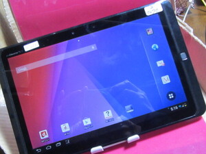 ジャンク docomo　arrows　tab　f-05e os:4　タブレット　白　10型 　2-7270