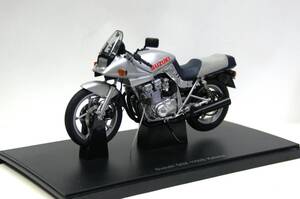 【オートアート】1/12 スズキ GSX1100S 刀 1981年 シルバー（ 商品№ 12151)の完成バイクモデル 並行輸入品