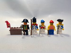 LEGO 6251 人形セット 南海の勇者シリーズ Pirate Minifigures Set レゴ ミニフィグ　海賊　