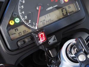 VTR250F(MC33/13-17)用 シフトポジションインジケーター｜プロテック/PROTEC