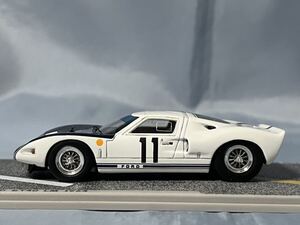 ビザール　　フォード　GT 40 #11 ルマン　1964年 1/43