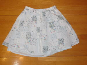 anyFAM 　夏スカート　美品 サイズ１２０