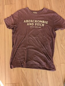 アバクロンビーアンドフィッチTシャツMサイズ