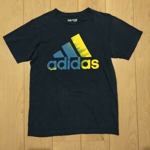 USA古着卸 Mサイズ adidas THE GO TO TEE アディダス ロゴ プリント Tシャツ