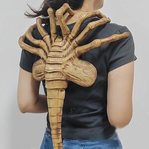 ★エイリアン フェイスハガー 1/1 リアルサイズ 約110cm ALIEN コスプレ SF ホラー イベント パーティ ハロウィン グッズ