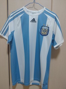 adidas サッカーTシャツ