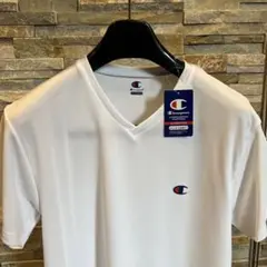 新品⭐️チャンピオン Champion⭐️ ダブルドライ加工 ⭐️VネックTシャツ