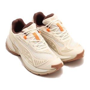 ・スピード発送 PUMA(プーマ) Perks and Miniコラボ 396041(01)サイズ２６．０ＣＭ VELOPHASIS V002 