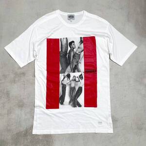 【美品】VERSACE JEANS COUTURE ヴェルサーチ Bruce Weber ブルース ウェーバー Tシャツ 希少 L