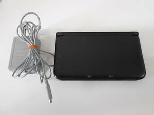 ①NINTENDO 任天堂 3DS LL SPR-001 本体 ブラック 動作確認 初期化済 充電器付 1円スタート