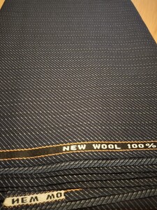 new wool100　concord paris 日本製　150×170　スーツ生地