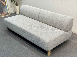 訳アリ品■カリモクニュースタンダード■ELEPHANT SOFA/エレファントソファ　3人掛け　肘無し　ベンチ　グレー系★埼玉発送★