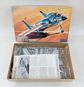 Y★ 希少 未組立 フジミ 1/72 F7U-3 カットラス プラモデル 戦闘機 航空機 軍用機