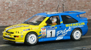 特価！1/32 スロットカー　SCX Ford Escort RS Cosworth