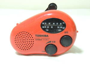 TOSHIBA 東芝 TY-JR11 防水型充電ラジオ 防災グッズ レッド 通電確認済み ジャンク 中古 4‐9