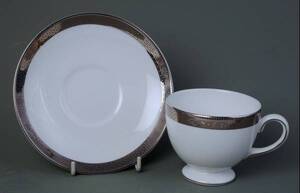 　ウェジウッド　＝　Cup&Saucer 　　MARCASURU