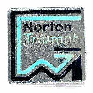 ノートン/トライアンフ ピンバッジ シルバー/スカイブルー/ブラック Norton Triumph Pin Silver/Sky Blue/Black 英車 バイク バイカー