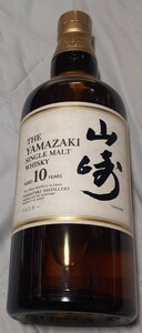 SUNTORY山崎 １０年 シングルモルト ７００ml