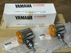 【1880】 ヤマハ YAMAHA 当時物 激レア★ 希少　純正　箱入り　新品　未使用　樽型　ウインカー ウィンカー　HT-1 AT-1 FT-1 DS5 YAT1 JT-1