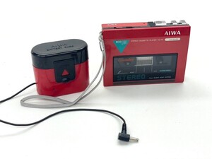 D329-K32-5303 AIWA アイワ Cassette Boy カセットボーイ HS-P5 カセットプレーヤー STEREO CASSETTE PLAYER レッド 赤 通電確認OK