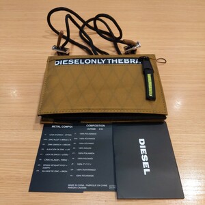 ■ DIESEL ■折財布■ストラップ付き■ロゴ■定価22000円■