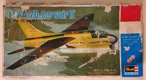 Revell, LTV A-7D Corsair 2, 1/72, 未組み立て