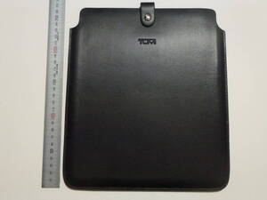 ＜送料込 匿名発送＞　TUMI トゥミ　iPad用レザーケース Leather Cover for iPad　014235D　中古美品