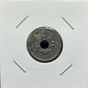 【5銭ニッケル貨】昭和12年（1937年）大日本 古銭 金鵄、勾玉連環 五銭 L1