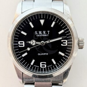 S.M.W.T GROOVERS.T QUARTZ 黒文字盤 3針クオーツ 稼働品