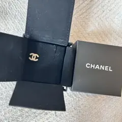 CHANEL ゴールド CCロゴ ピアス(片耳用)