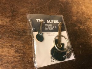 SS-5062■送料込■THE ALFEE ジ・アルフィー キーホルダー バッジ ピンバッジ K.SAKAZAKI 坂崎幸之助 ギター バンド 32g●未使用品/くATら