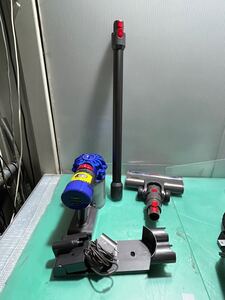 dyson ダイソンSV11/ コードレスクリーナー掃除機