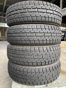 8分山位 2022年製 TOYO 155/65R14 OBSERVE GARIT GIZ スタッドレス 4本 トーヨー N-BOX タント カスタム (PW6K076M) 冬タイヤ