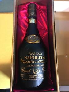 ◆【B０２】 DEBUSSY NAPOLEON ドビュッシー ナポレオン FRENCH BRANDY フレンチ ブランデー 700ml 40% ＜箱付き・未開栓＞〔送料無料〕◆