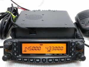 YAESU　FT-8800　新スプリアス適合　20W　144／430　デュアルバンド　セパレート付