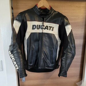 DUCATI DAINESE レザージャケット サイズ 46 ドゥカティ ダイネーゼ 本革 ライダース