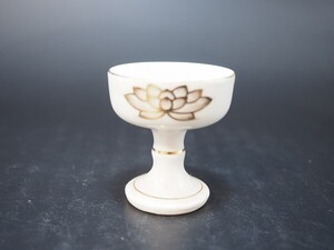 【逸】 未使用保管品　美品　◆仏壇仏具用品　陶器製　　仏器②　高さ6.2ｃｍ◆ 定形外発送可