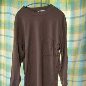 ユニクロ　UNIQLO　U クルーネックT　34brown　M