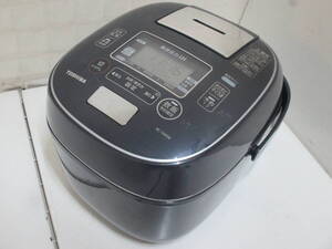 tt241217 TOSHIBA 東芝 圧力IHジャー炊飯器 「合わせ炊き」 RC-10VSN(L) インディゴブルー [ジャンク品] 5.5合 鍛造かまど銅釜 2019年製