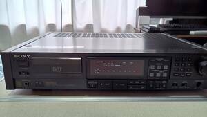 SONY デジタルオ―ディオテープデッキ　DTC1000ES