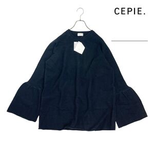 10T103☆ CEPIE. 新品未使用 ウール ベルスリーブ 長袖 無地 ベルニット セーター 完売品 秋冬 トップス F