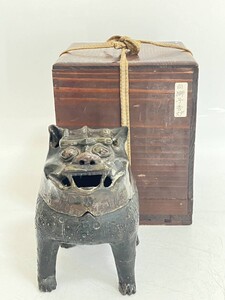 伝来品　三代　樂吉左衛門(道入・ノンコウ)希少名逸品　黒楽狛犬四足香炉