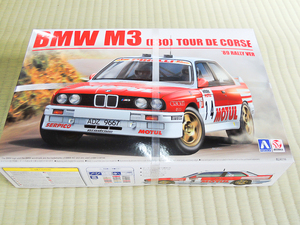 AOSHIMA　1/24　BMW M3 E30　’89　ツール・ド・コルスラリー仕様　BEEMAX