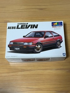 【未組立品　希少】アオシマ プリペイント カローラレビン AE86　赤　青島