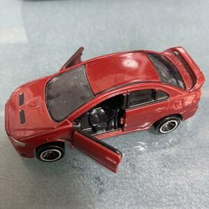 TOMY トミカ 三菱LANCER EVOLUTION X ランサー