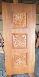 【引取限定】　室内用飾り枠付き　木製ドア　幅810 X 高さ1815　厚39mm　未使用品　