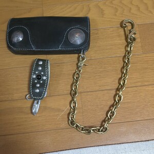 ★レア☆希少☆レッドムーン☆旧　ネバダ　キーホルダー　真鍮？チェーン　付☆　USED 長財布 レザーウォレット アメカジ　古着屋　