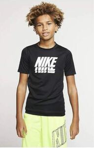  NIKE ナイキ　ジュニア子供150（M）ブラック黒 Tシャツ 半袖Tシャツ