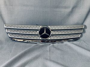 Mercedes-Benz■W169(Aクラス) Turbo Avantgarde 純正フロントグリル